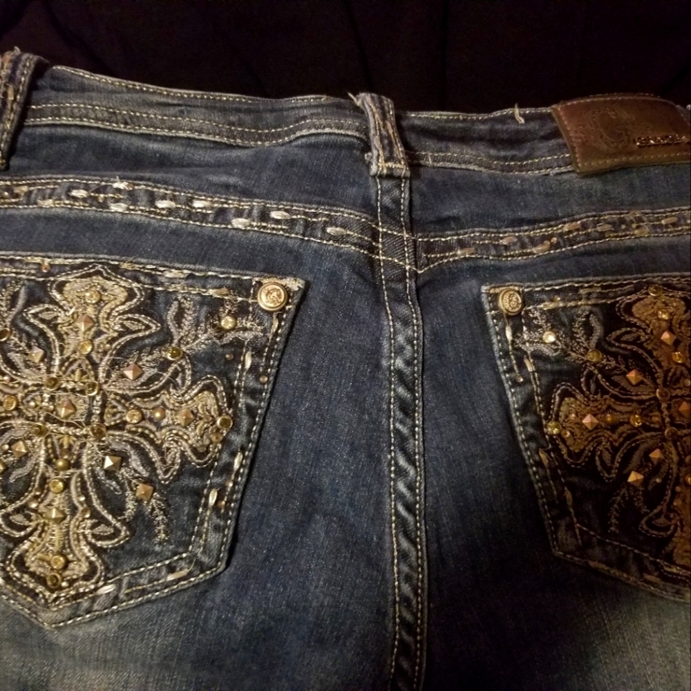 Miss me Jean's  size 28